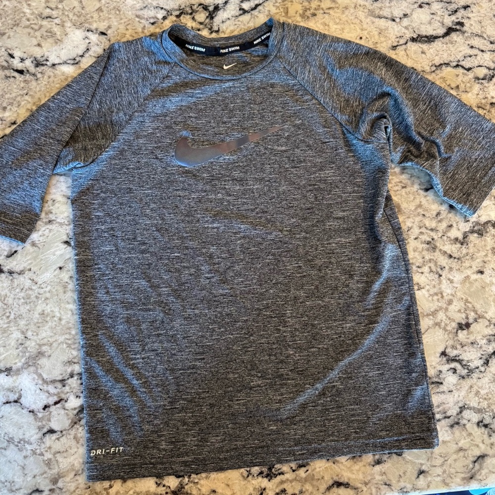 Nike Boy’s Swim Shirt 3/4 sleeve